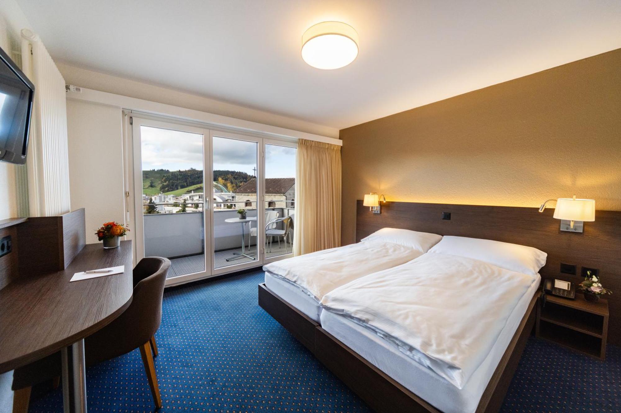 Hotel Drei Koenige Einsiedeln Exterior foto